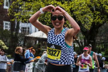Claire Nadira finis Boston Marathon 2025 dengan PB 4:08:21 sambil lawan Crohn’s Disease! Simak kisah inspiratifnya yang lebih kuat dari tanjakan Heartbreak