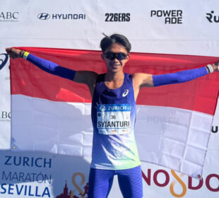 Robi syianturi di Sevilla Marathon