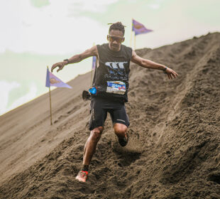 Dhavid Steven Stone Mande